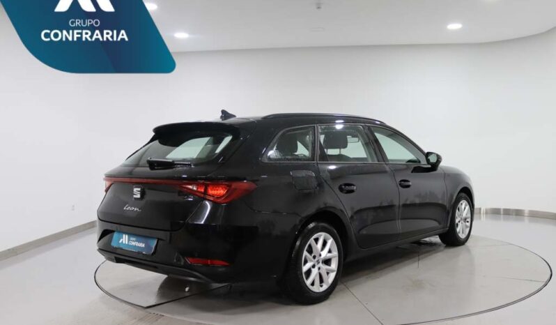 SEAT Leon Sportstourer 2.0 TDI STYLE DSG completo