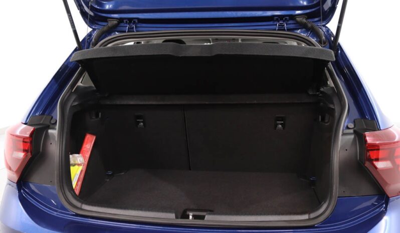 VOLKSWAGEN Polo 1.0 TSI URBAN completo