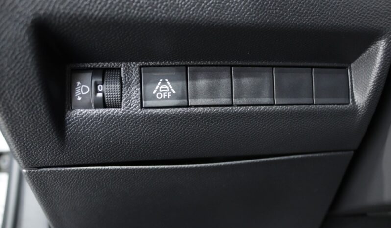 PEUGEOT 2008 1.2 PURETECH ALLURE completo