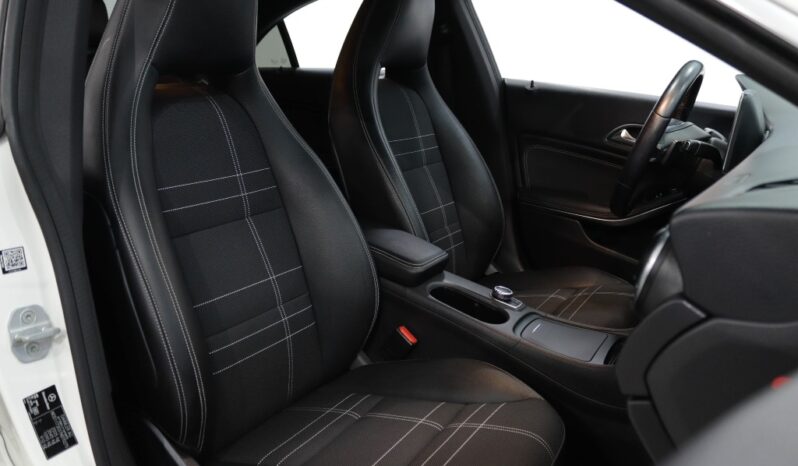 MERCEDES-BENZ Classe CLA 220 CDI URBAN AUT.111G completo