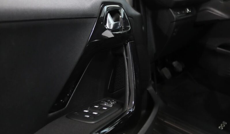 PEUGEOT 2008 1.2 PURETECH SIGNATURE completo