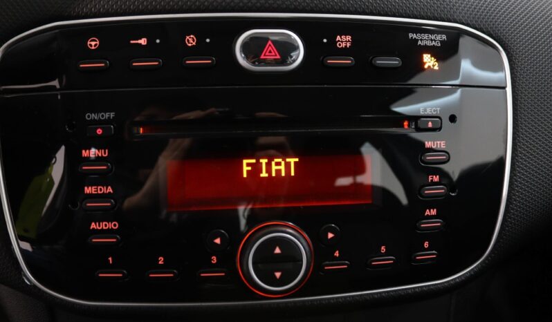 FIAT Punto 1.2 EASY S&S completo