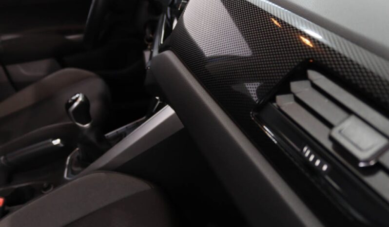 VOLKSWAGEN Polo 1.0 TSI URBAN completo