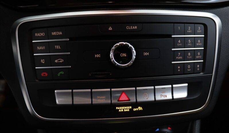 MERCEDES-BENZ Classe GLA 200 STYLE completo