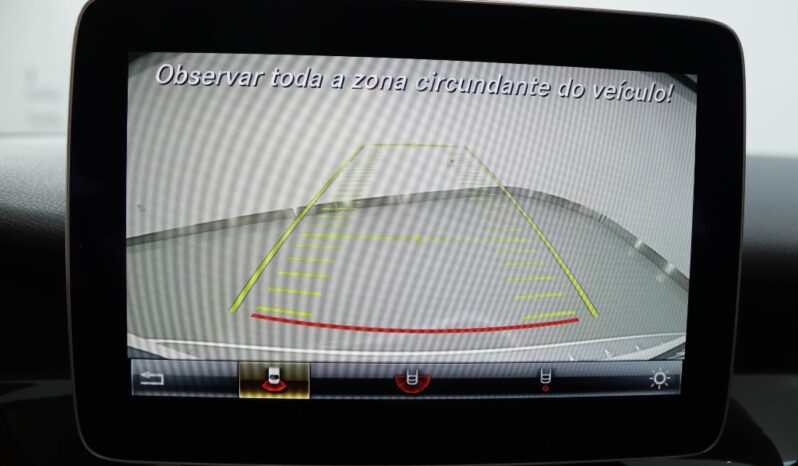 MERCEDES-BENZ Classe GLA 200 STYLE completo