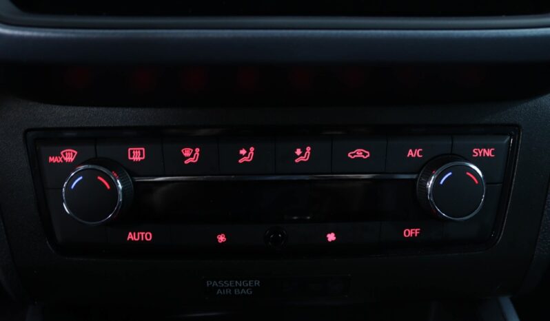 SEAT Arona 1.0 TSI STYLE DSG completo