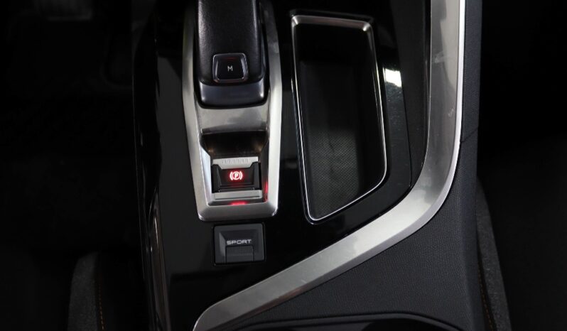 PEUGEOT 3008 1.5 BLUEHDI ACTIVE completo