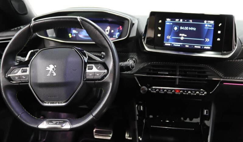 PEUGEOT 2008 1.2 PURETECH GT LINE EAT8 completo