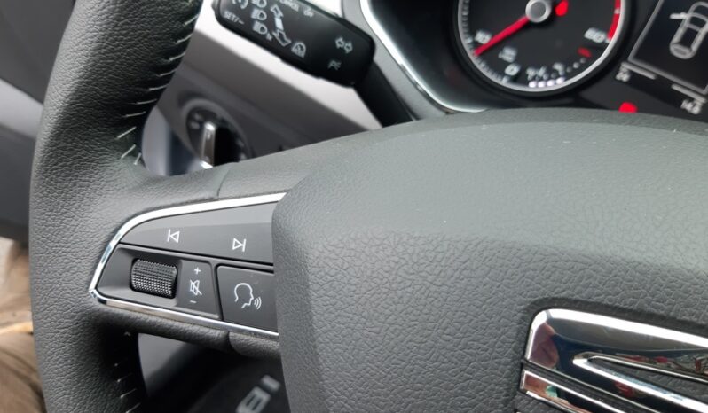 SEAT Ibiza 1.6 TDI STYLE completo