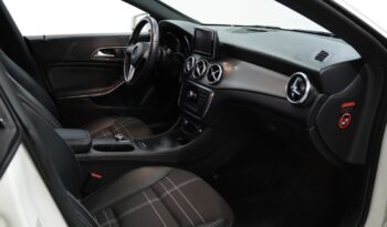 MERCEDES-BENZ Classe CLA 220 CDI URBAN AUT.111G completo