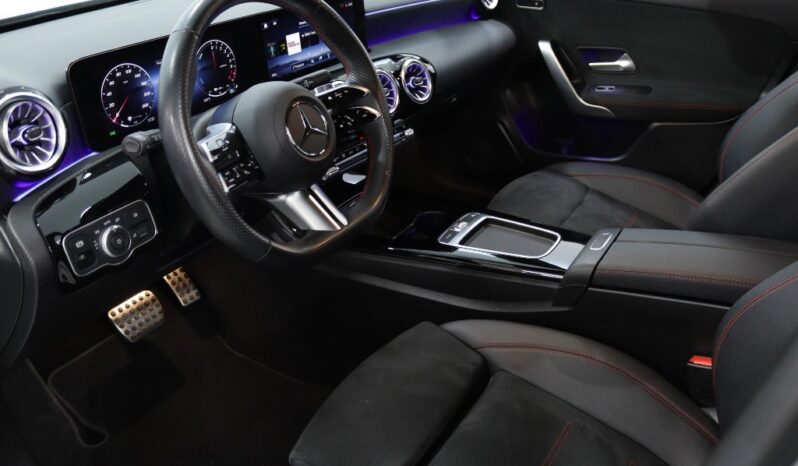 MERCEDES-BENZ Classe A A 250 E completo