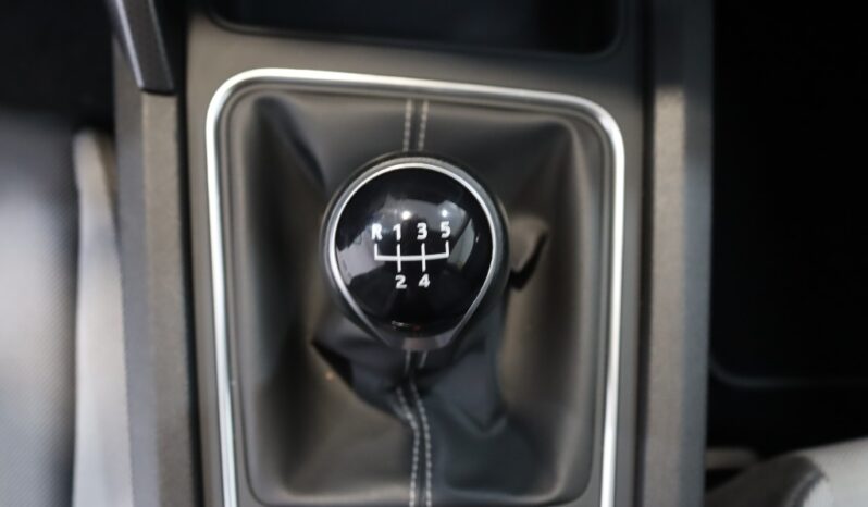 SEAT Leon Sportstourer 1.0 TSI STYLE completo