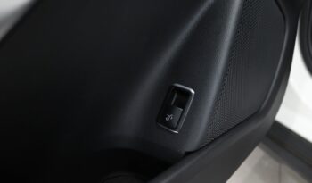 MERCEDES-BENZ Classe GLA 200 STYLE completo