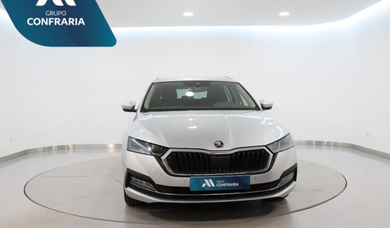 SKODA Octavia Break 1.4 TSI IV ULTRA DSG completo