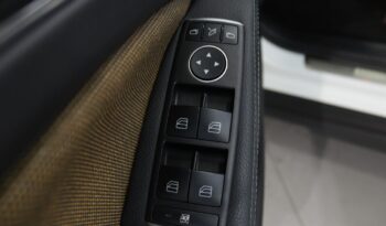 MERCEDES-BENZ Classe GLA 200 STYLE completo