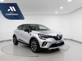 RENAULT Captur 1.0 TCE TECHNO