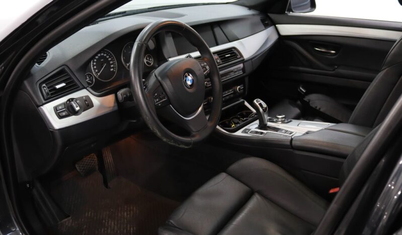 BMW Serie Touring 525 D AUTO completo