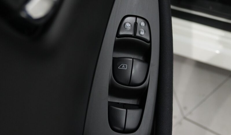 NISSAN Leaf ACENTA completo