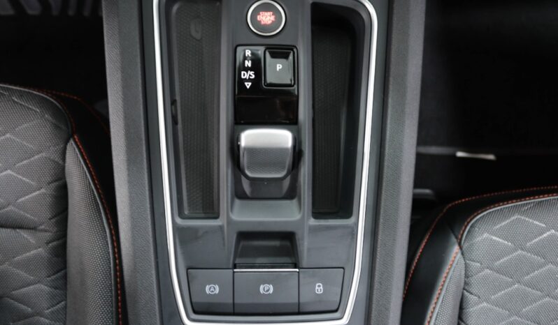 SEAT Leon Sportstourer 2.0 TDI FR DSG completo