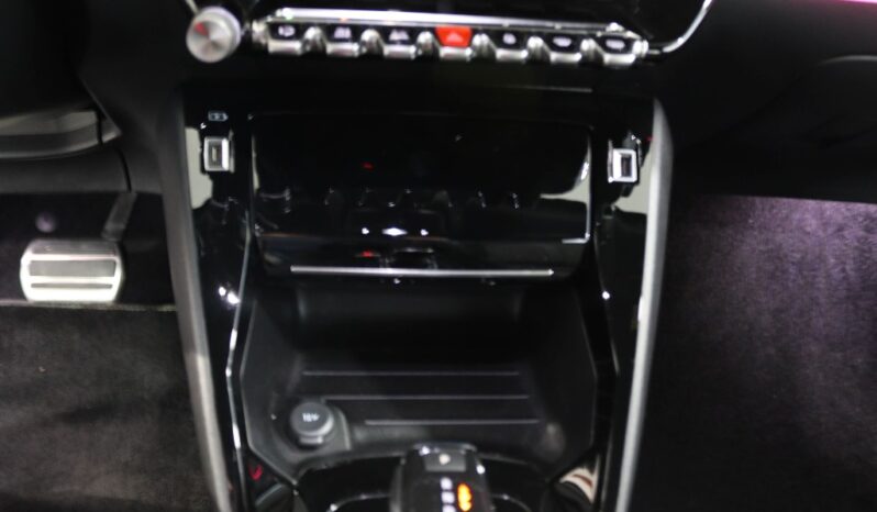 PEUGEOT 2008 1.2 PURETECH GT LINE EAT8 completo