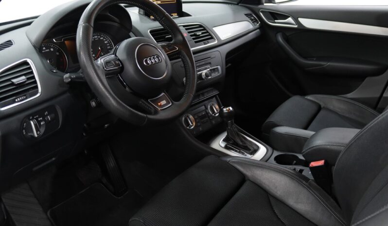 AUDI Q3 2.0 TFSI QUATTRO S-LINE S-TRONIC completo