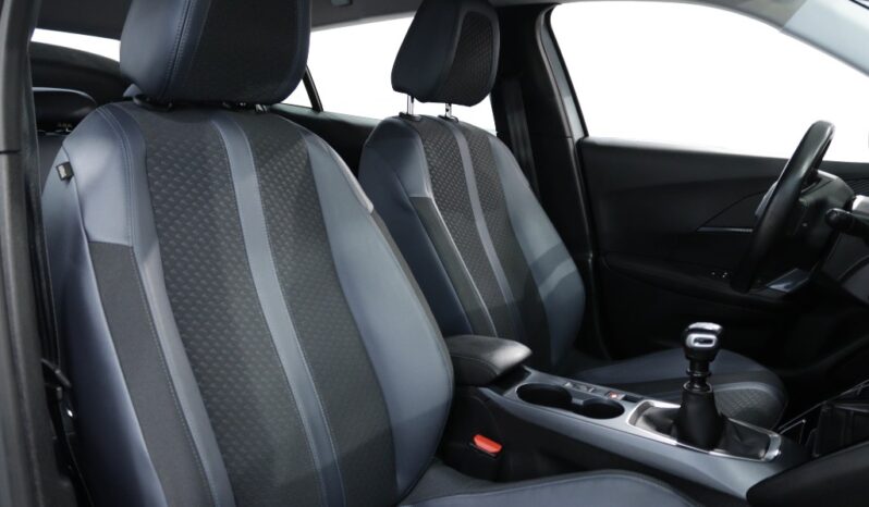 PEUGEOT 2008 1.2 PURETECH ALLURE completo