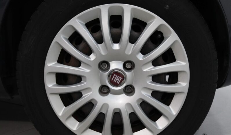 FIAT Punto 1.2 EASY S&S completo