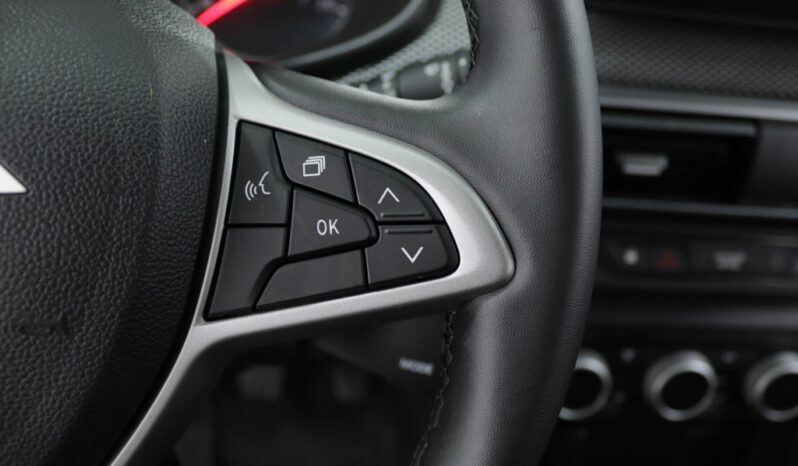 DACIA Sandero Stepway 1.0 TCE EXPRESSION completo