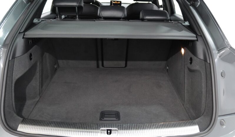 AUDI Q3 2.0 TFSI QUATTRO S-LINE S-TRONIC completo