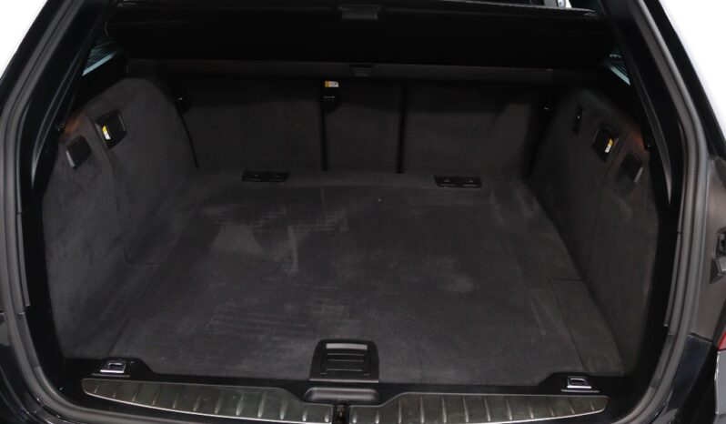 BMW Serie Touring 525 D AUTO completo