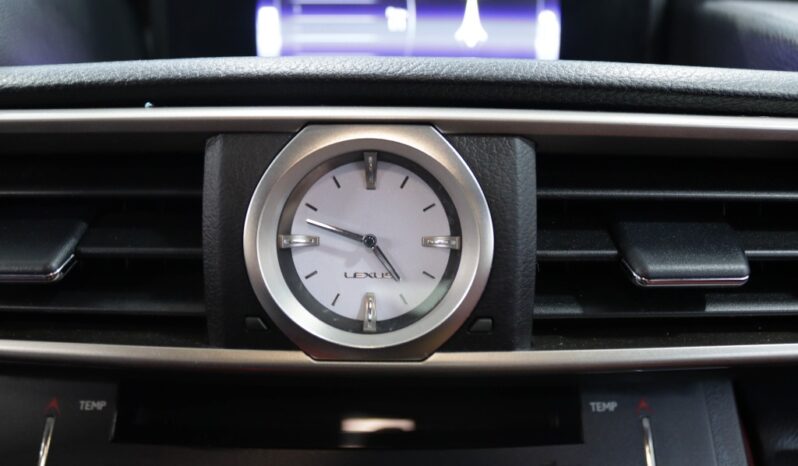 LEXUS RC 200T F SPORT completo