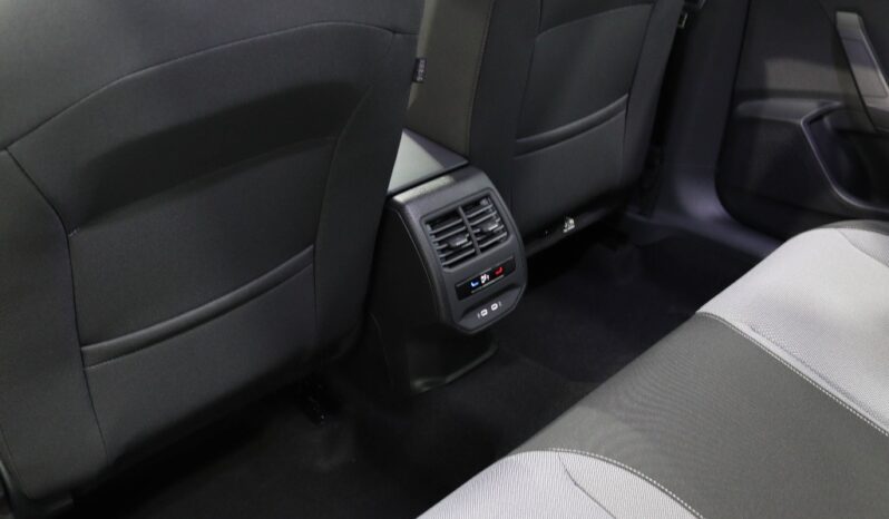 SEAT Leon Sportstourer 1.5 TSI E-HYBRID STYLE DSG completo