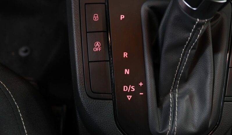 SEAT Ibiza 1.0 TSI STYLE DSG completo