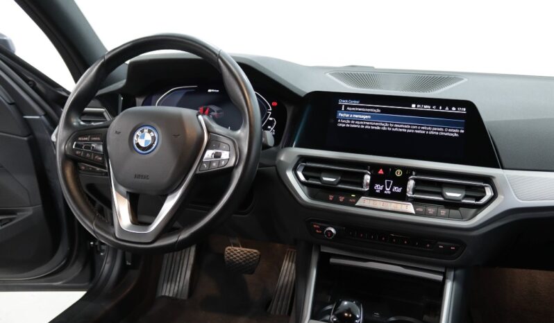 BMW Serie 320 E CORPORATE EDITION AUTO completo