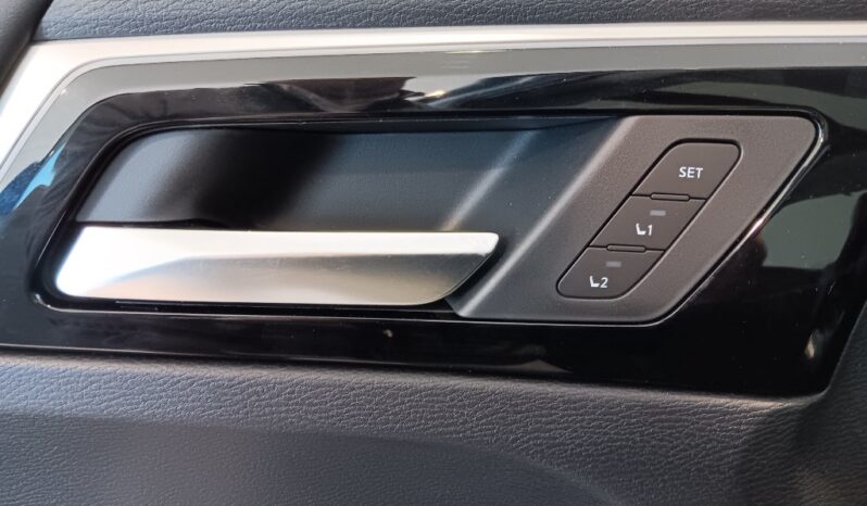 MITSUBISHI OUTLANDER 2.4 PHEV INSTYLE completo