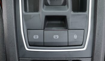 SEAT Leon Sportstourer 2.0 TDI FR DSG completo