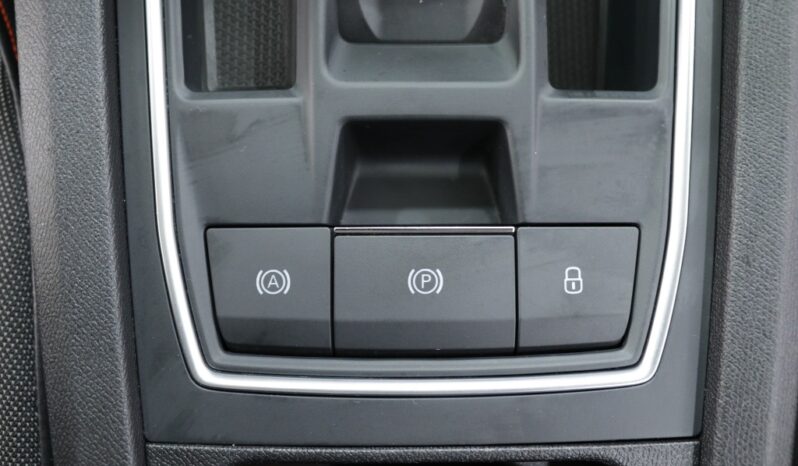 SEAT Leon Sportstourer 2.0 TDI FR DSG completo