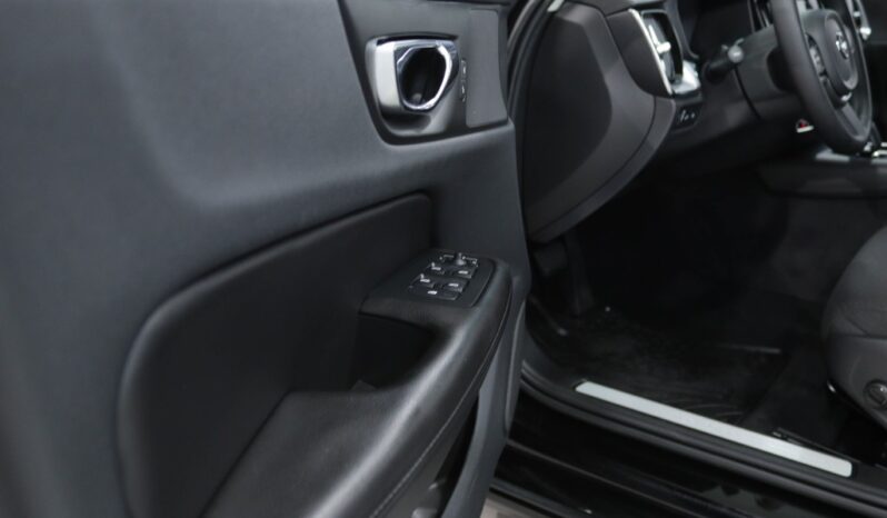 VOLVO V60 2.0 T6 AWD TE CORE completo