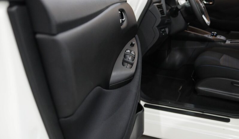 NISSAN Leaf ACENTA completo