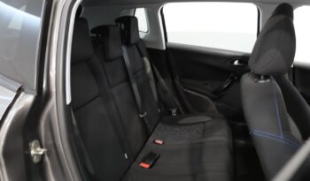 PEUGEOT 2008 1.2 PURETECH SIGNATURE completo