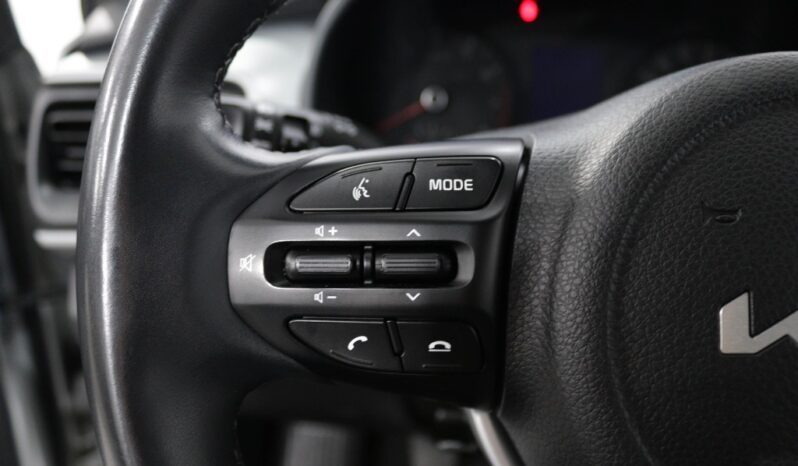 KIA Stonic 1.2 DYNAMIC completo