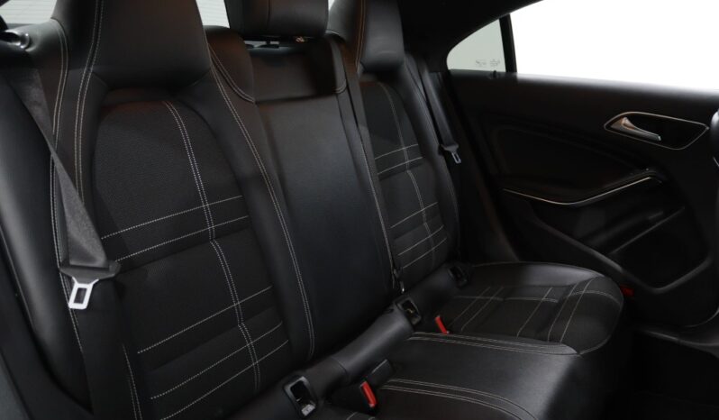 MERCEDES-BENZ Classe CLA 220 CDI URBAN AUT.111G completo