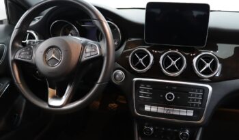 MERCEDES-BENZ Classe GLA 200 STYLE completo