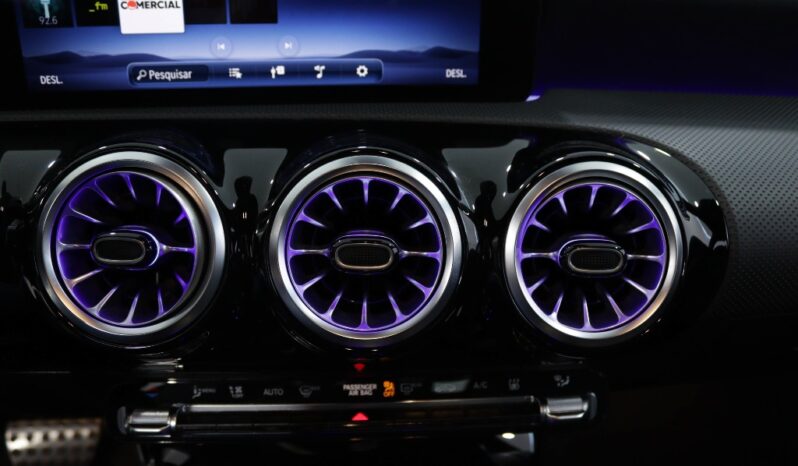 MERCEDES-BENZ Classe A A 250 E completo