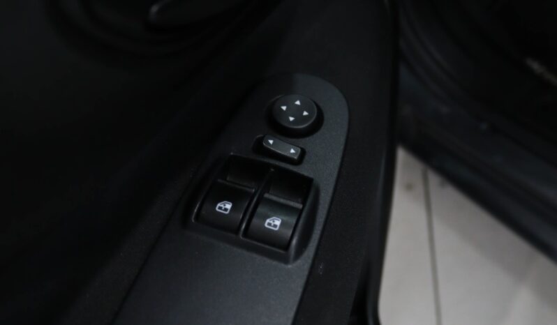 FIAT Punto 1.2 EASY S&S completo