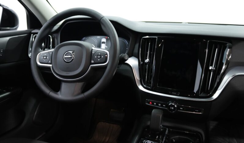 VOLVO V60 2.0 T6 AWD TE CORE completo
