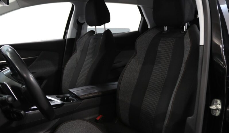 PEUGEOT 3008 1.5 BLUEHDI ACTIVE completo