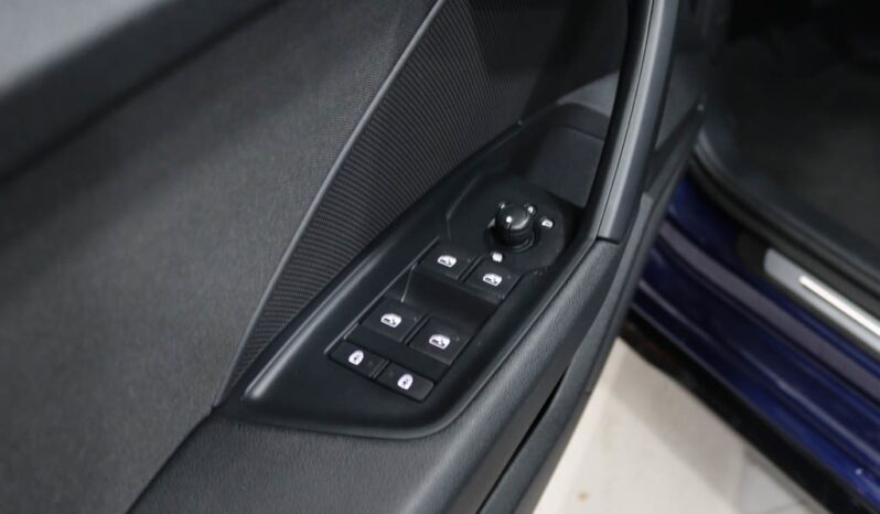 AUDI A3 Limousine 30 TFSI S LINE S TRONIC completo