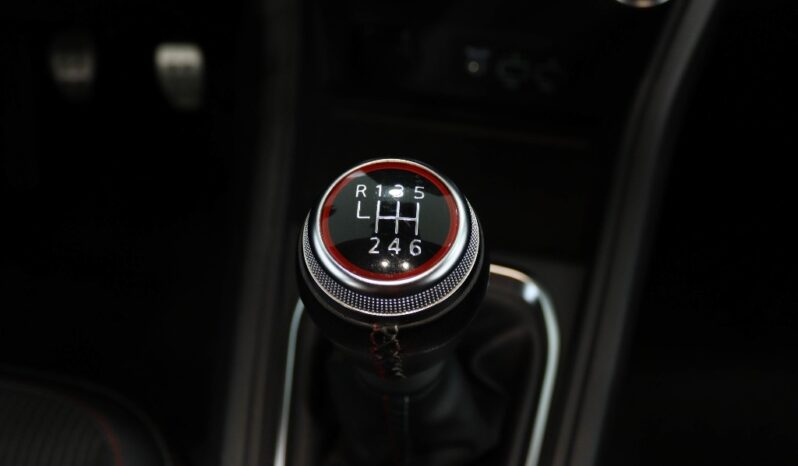 RENAULT Captur 1.0 TCE RS LINE completo