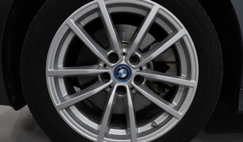 BMW Serie 320 E CORPORATE EDITION AUTO completo